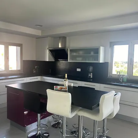 Villa Luxury In Albufeira